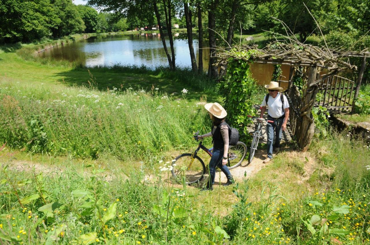 Camping Capfun La Breteche Лез-Эпес Экстерьер фото